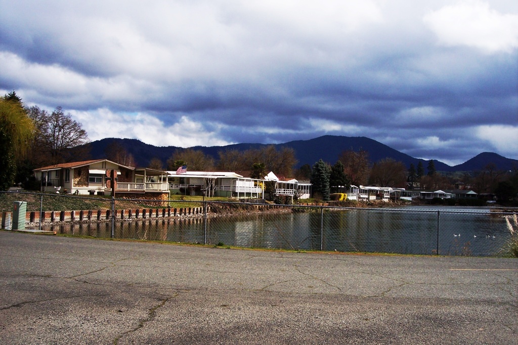 Rogue Lea Estates in Grants Pass Oregon